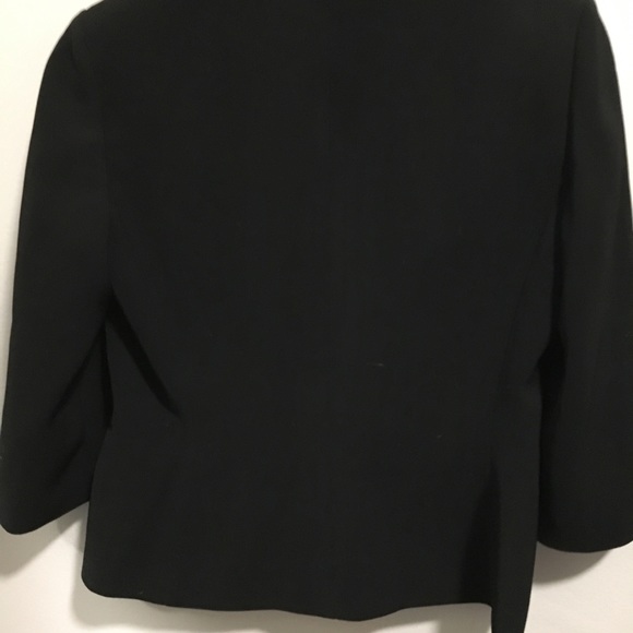 Tahari Black Blazer - Picture 6 of 6